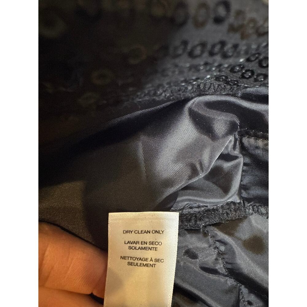 Chico’s Collection Black Sequin Zip Vest EUC Sz US L/12 or Chico’s 2 Polyester - Picture 5 of 10